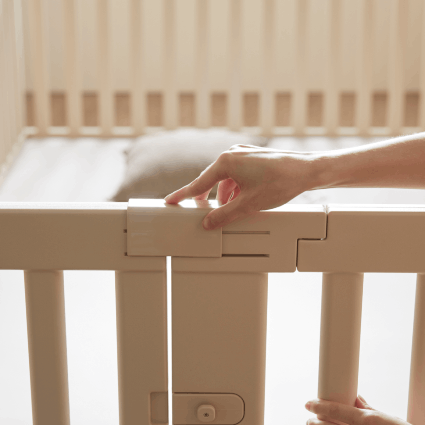 Woodley Babyroom enhanced triple locking mechanism