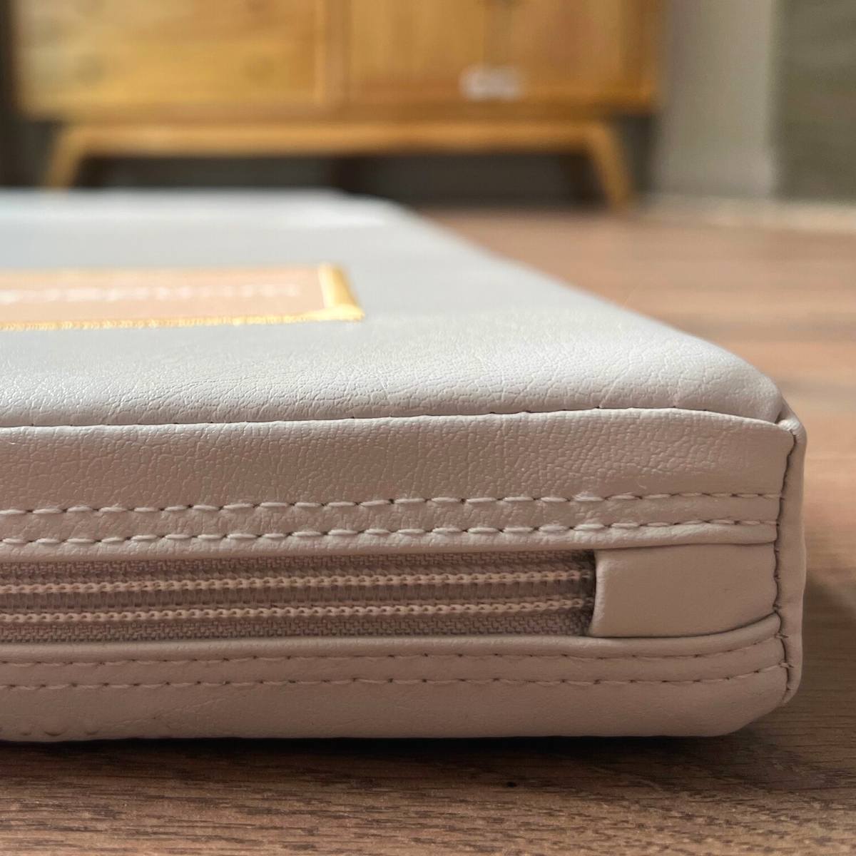 Deluxe Folder