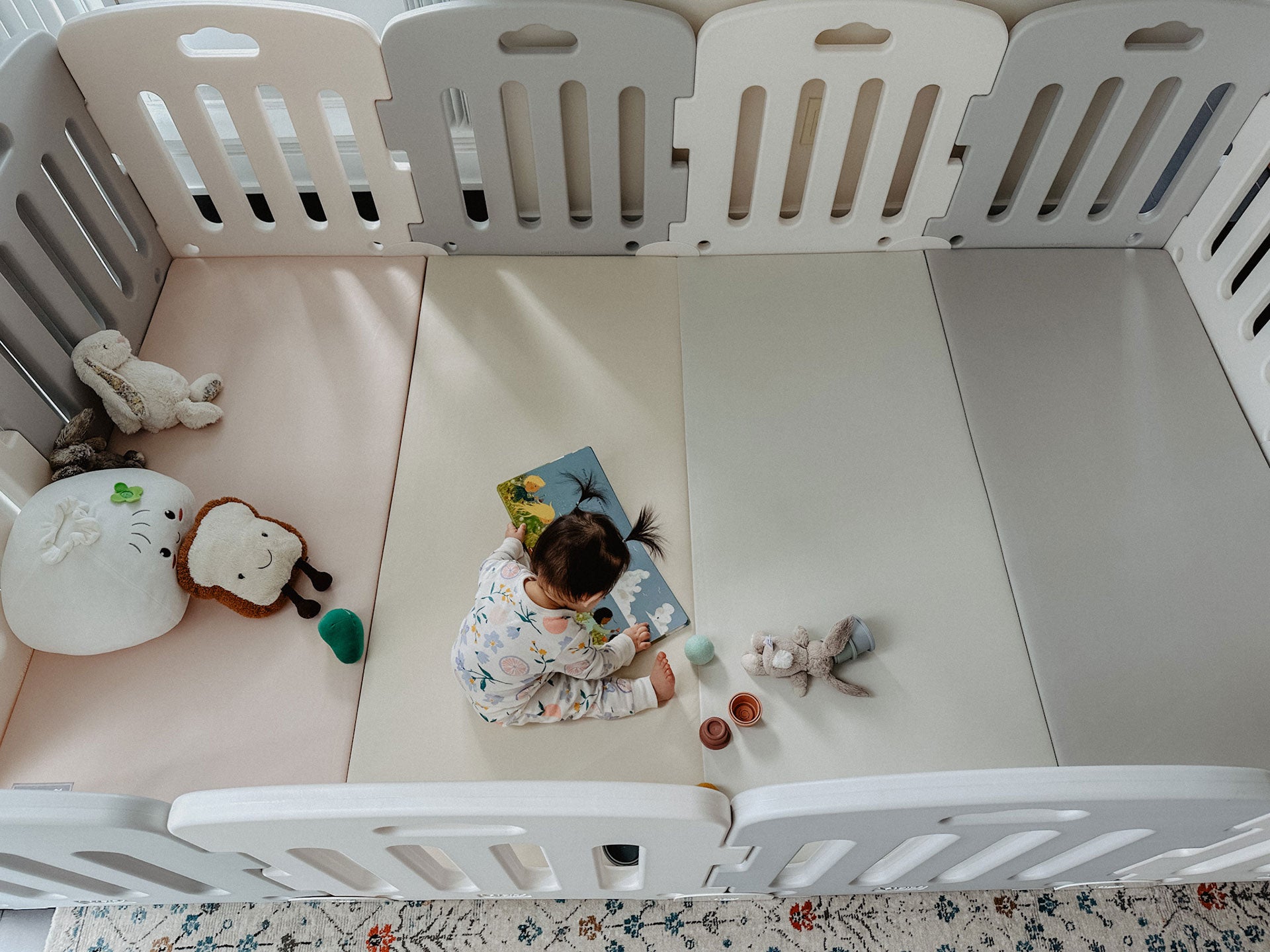 7 Best Baby Shower Gift Ideas for New Parents 2023 - MinnieMe